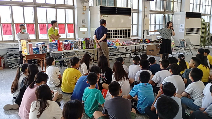 114-6-10兒童朝會與期末摸彩活動圖片