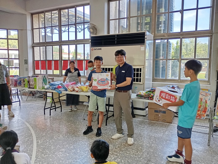114-6-10兒童朝會與期末摸彩活動圖片