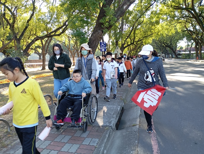 114-01-14全校健行圖片